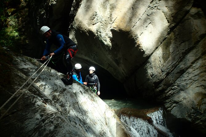 Canyon Aventure in the Ossau Valley in Laruns (64440) - Activity Overview
