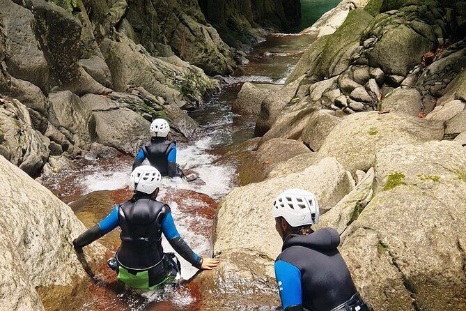 Canyoning EN Famille in Bouilante - What to Expect from Your Canyoning Experience