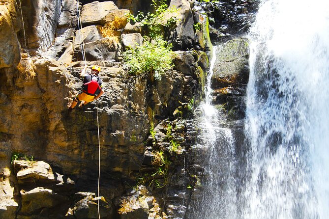 Canyoning in Río Del Molino in Valle De Bravo - Common Questions