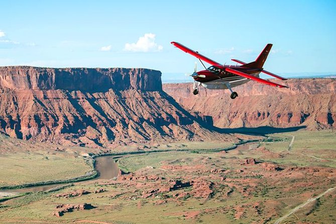 Canyonlands & Arches National Parks Airplane Tour - The Sum Up