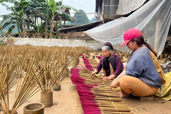 Cao Bang: Ban Gioc Waterfall Full 1 Day Tour with Local Guide - A Closer Look at the Experience