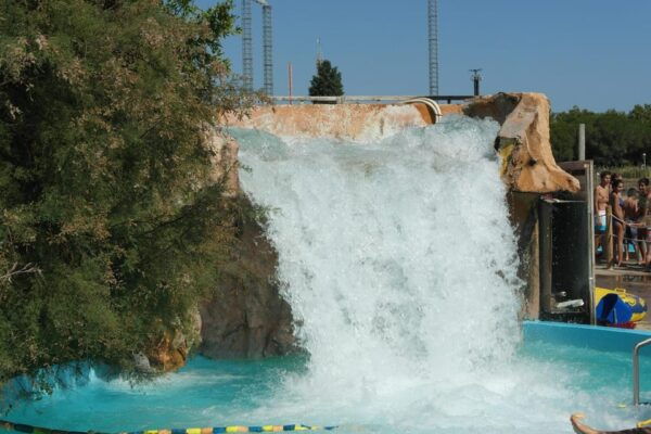 Cap D'Agde: Aqualand Water Park Entry Ticket - Customer Feedback Overview