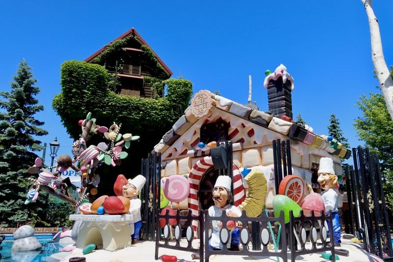 Cape Camui & Shiroi Koibito Park & Otaru & Shakotan Day Tour - Before you book
