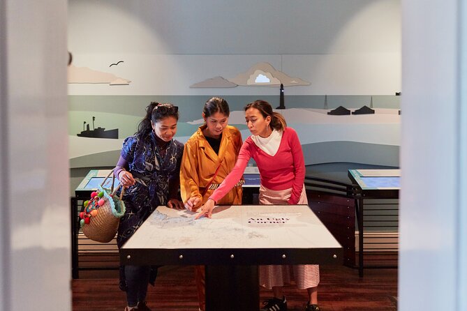 Cape Leeuwin Lighthouse Fully-guided Tour - Access to Gallery and Surrounding Area