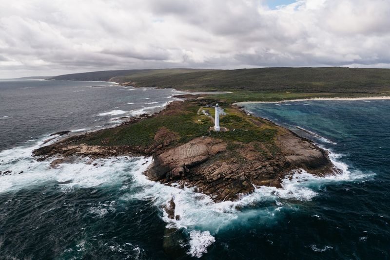 Cape Leeuwin Lighthouse Fully Guided Tower Tour - Who will enjoy this visit