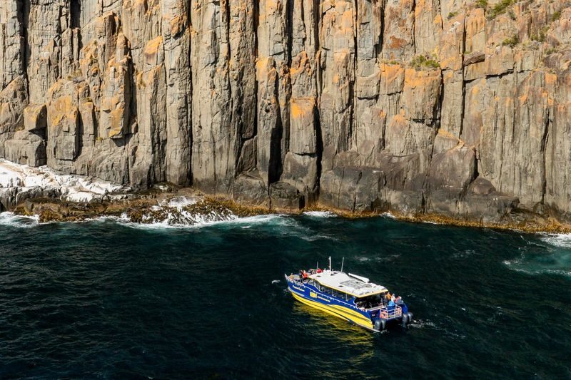 Cape Raoul Cruise - The sea can change the whole mood