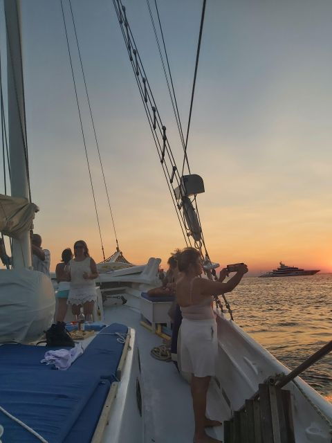 Cape Sounio: VIP Full Day Private Traditional Boat Cruise - Booking Information