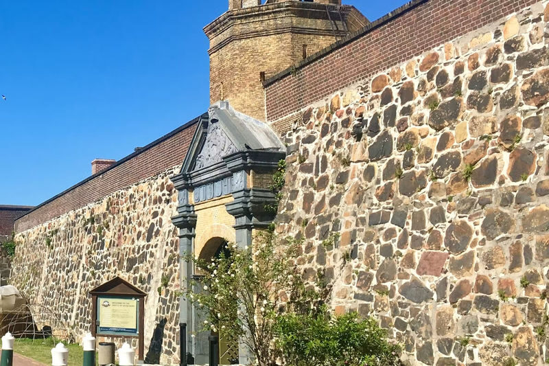 Cape Town Castle of Good Hope & Bo-Kaap Half-Day City Highlights Tour - A half-day that connects the coast and the city