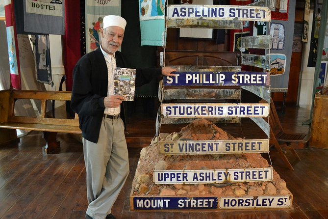 Cape Town Robben Island, District Six, Township Private Tour - Overview of Cape Towns Historical Significance