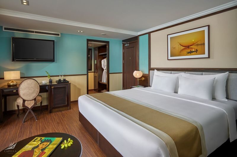 Capella 2D1N Cruise: Ha Long Bay & Lan Ha Bay - Leaving Tuan Chau Harbor