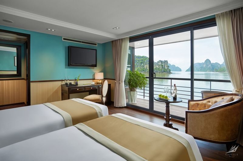 Capella 2D1N Cruise: Ha Long Bay & Lan Ha Bay - Sunset, cooking, and dinner on board