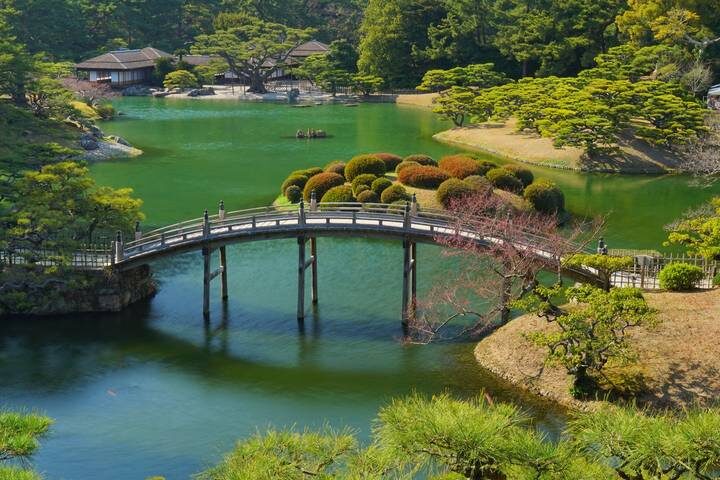 Capitals of Japan by Europamundo - 11-Day Tour from Tokyo (2026-27 Departures) - Kobe, Osaka and a monastery night on Mount Koya