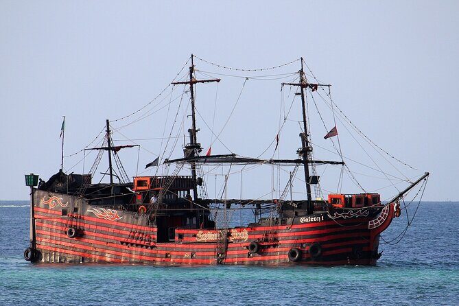 Capitan Hook, Pirates Show and Ship Dinner at Cancun - An Authentic Pirate Adventure in Cancun