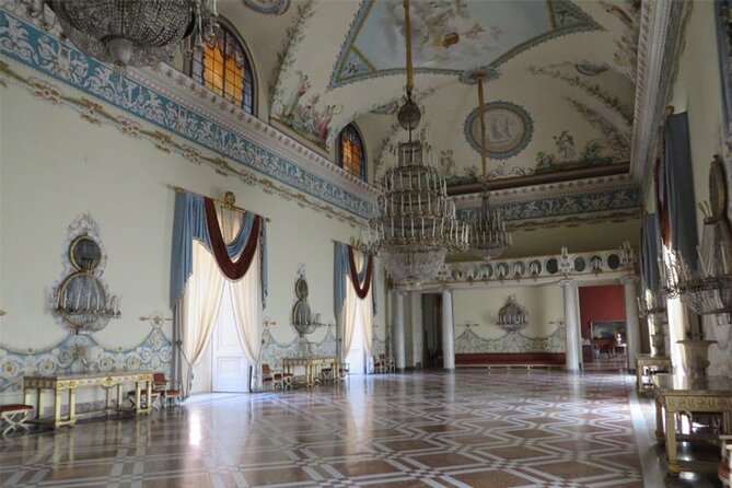 Capodimonte Museum - Common Questions