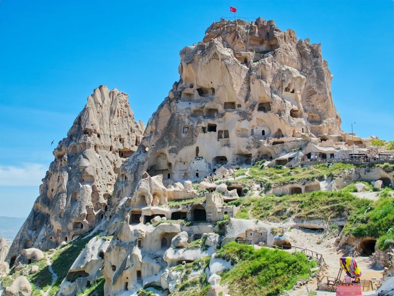 Cappadocia: Best of Red and Green Small Group Guided Tour - Love Valley and Pigeon Valley: big views, short walks