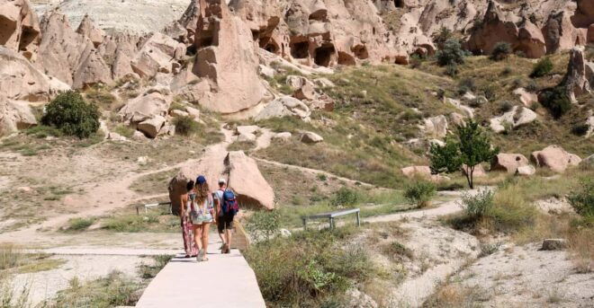 Cappadocia: Blue Tour off the Beaten Track With Lunch - Hiking in Soganli Valley
