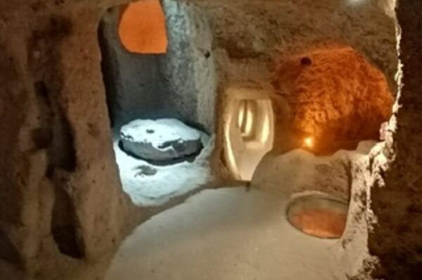 Cappadocia: Derinkuyu Underground, Crater Lake & Ihlara Tour - Tips for Travelers