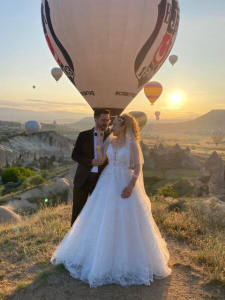 CAPPADOCIA FLYING DRESS - Unique Photoshoot Service