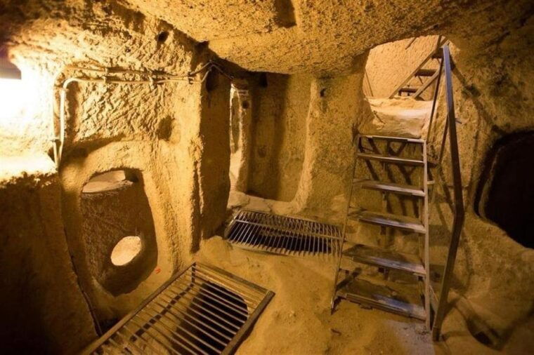 Cappadocia : Green Tour Entry Tickets And Lunch Included - The Guide’s Role