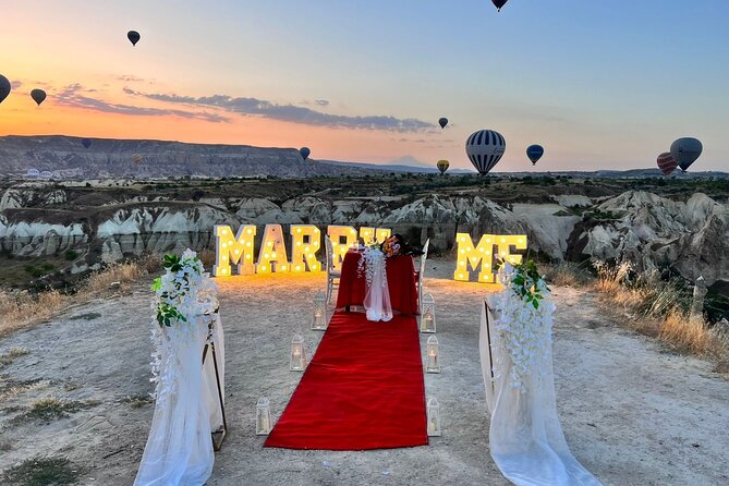 Cappadocia Proposal Concept - Cake and Flowers Options