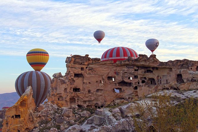 Cappadocia Red Tour (Pro Guide, Tickets, Lunch, Transfer Incl) - Tour Guide and Expertise
