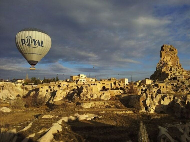 Cappadocia: Royal Queen Hot Air Balloon Tour at Sunrise - The Guide and Crew: Making It Special