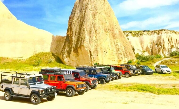 Cappadocia: Sunset Jeep Safari Tour with Champagne - The Champagne Celebration