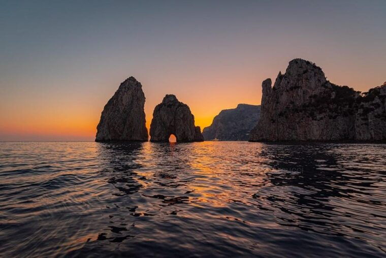 Capri: 2-Hours Sunset Boat Tour, Swimming & Dinner Option - Sunset Magic: Colors, Breeze, and Relaxation