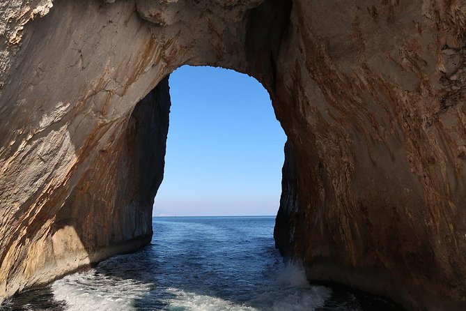 Capri, Anacapri and Blue Grotto- Small Group Tour From Capri Main Port - Tour Highlights