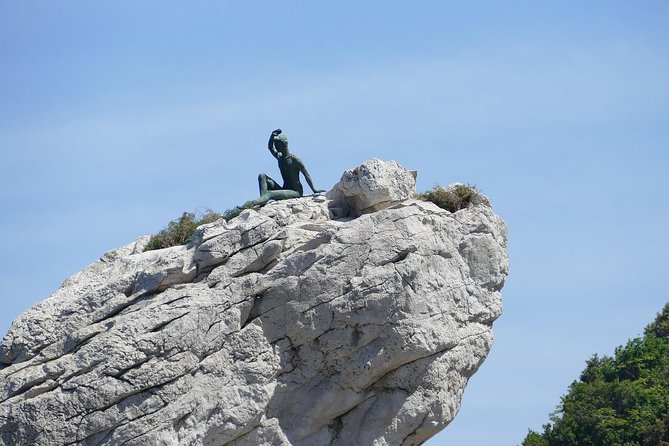 Capri, Anacapri and Blue Grotto- Small Group Tour From Capri Main Port - Visit to Axel Munthe Villa