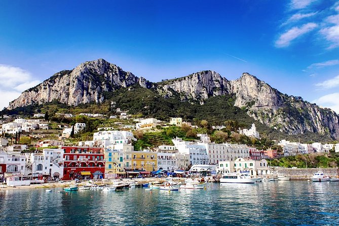 Capri, Anacapri and Blue Grotto- Small Group Tour From Capri Main Port - Exploring Capris Main Squares
