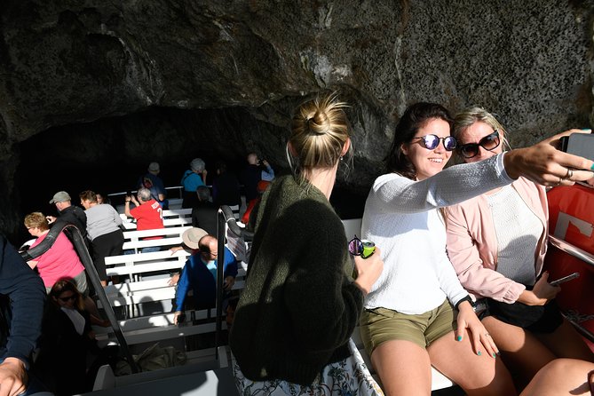 Capri Boat and Land Tour From Sorrento With Limoncello Tasting - Meeting and Pickup