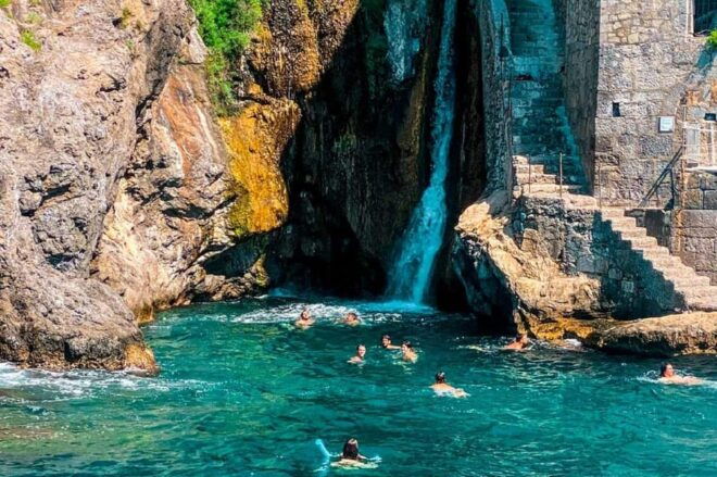 Capri Boat Tour and Positano From Amalfi E Salerno - Booking Process