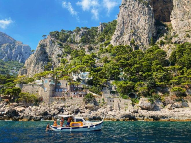Capri Boat Tour Experience - Itinerary