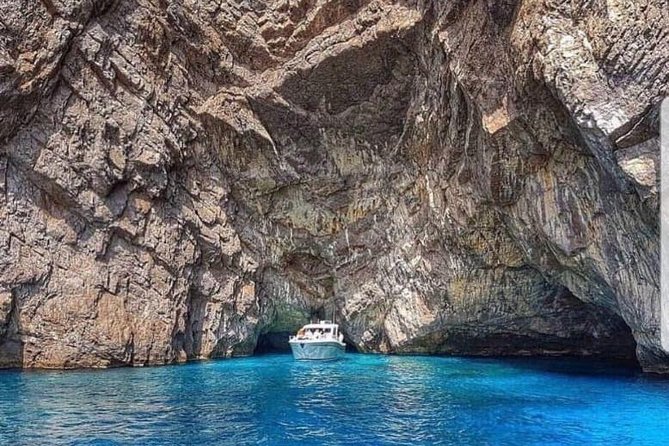 Capri Boat Tour From Sorrento - Common Questions