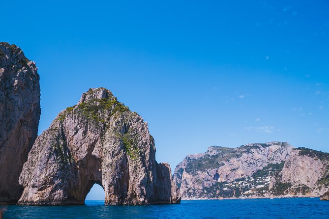 Capri Boat Tour: Living La Dolce Vita - Departure and Itinerary