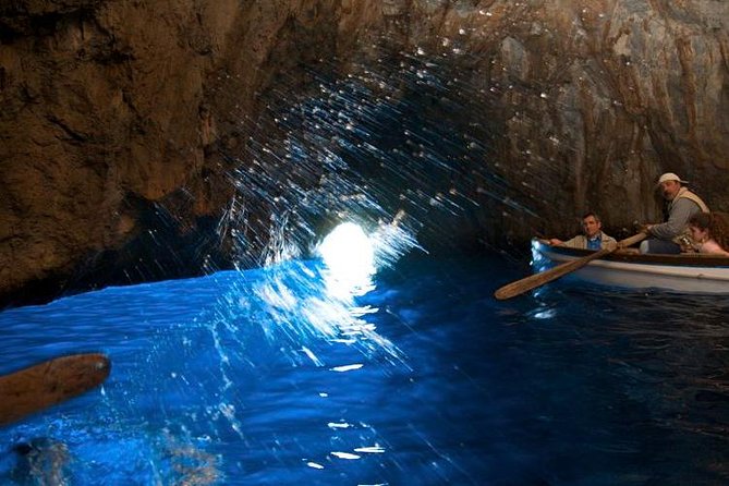 CAPRI - DIY Day Trip Package - BoatTour, BlueGrotto,Bus&Lunch - Booking and Reservation