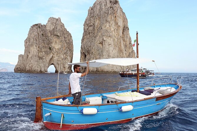 Capri Enjoy the Dolce Vita by Boat for 4 Unforgettable Hours! - Knowledgeable Tour Guide