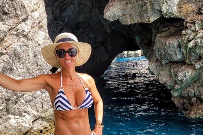 Capri Enjoy the Dolce Vita by Boat for 4 Unforgettable Hours! - Common Questions