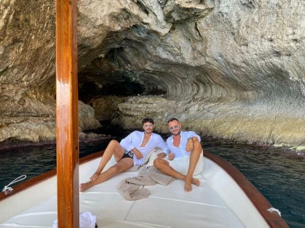 Capri: Island and Grottos Boat Cruise With Snacks and Drinks - Meeting Point and Duration