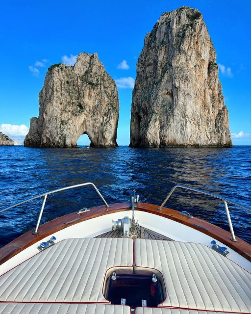 Capri Island by Boat - The Sum Up