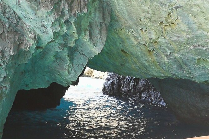 Capri Island in Private Luxury 40 Feet Speedboat From Naples - Frequently Asked Questions