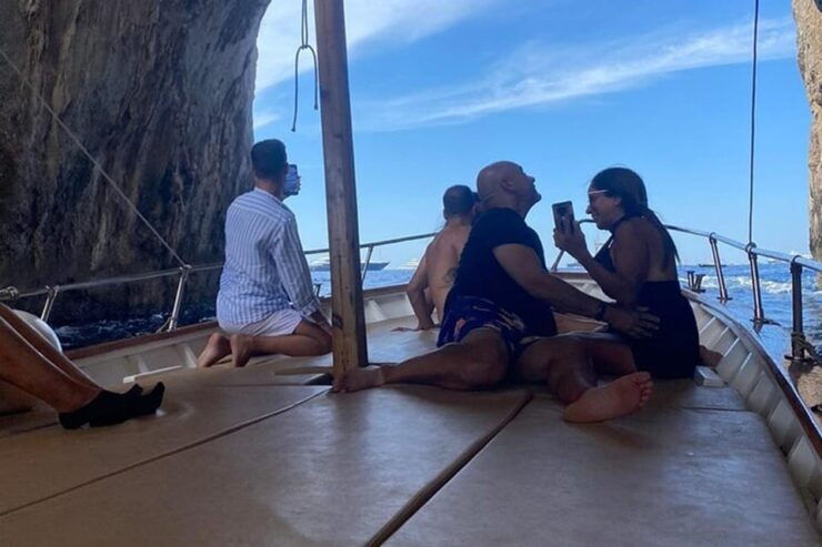 Capri: Luxury Private Boat Tour With Lunch, Prosecco & More - Good To Know