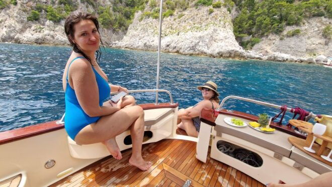 Capri & Positano Private Comfort Boat Tour - Tour Features and Itinerary Highlights