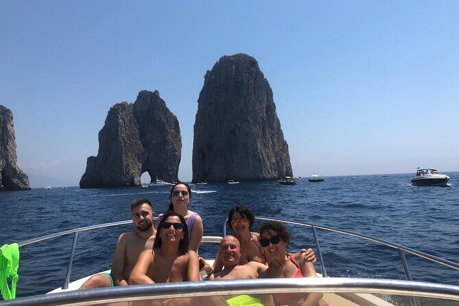 Capri Private all inclusive Boat Tour with City Exploration - Good To Know