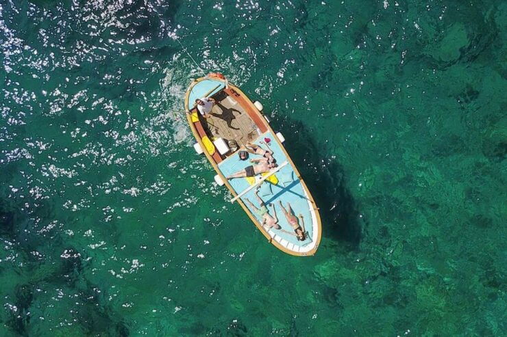 Capri Private Boat Tour - Languages and Experience