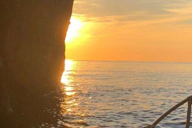 Capri Private Boat Tour at Sunset From Capri (2 Hours) - Pricing Information