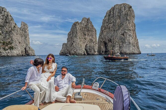 Capri Private boat tour with City Visit and Blue Grotto - Good To Know