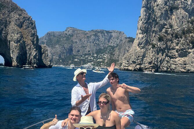 Capri Private boat tour with City Visit and Blue Grotto - FAQs