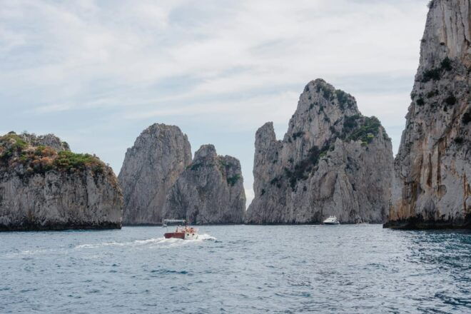 Capri: Private Boat Tour With Faraglioni Rocks and Caves - Experience Description